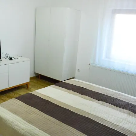 Апарт-готель Elena Haus 4*