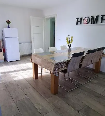 Elena Haus 3*