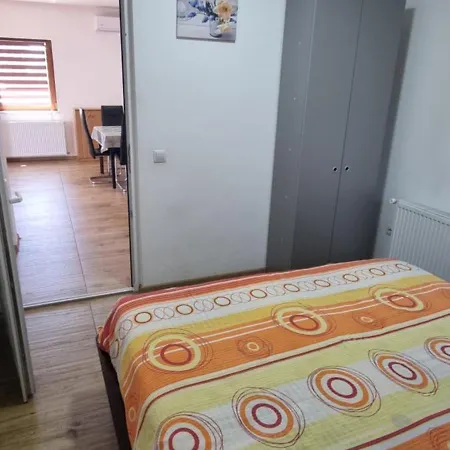Apart-hotel Elena Haus 3*