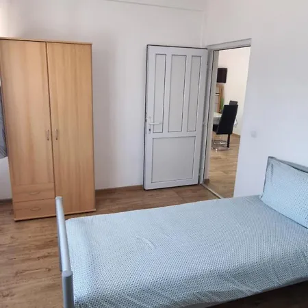 Apart-hotel Elena Haus 3*