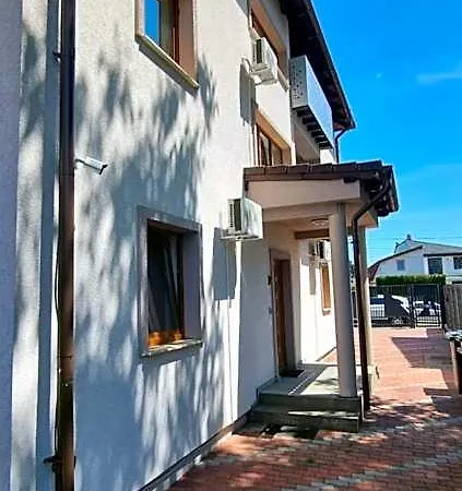 Elena Haus 3* クルージュ＝ナポカ