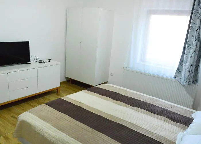 Aparthotel Elena Haus 4*